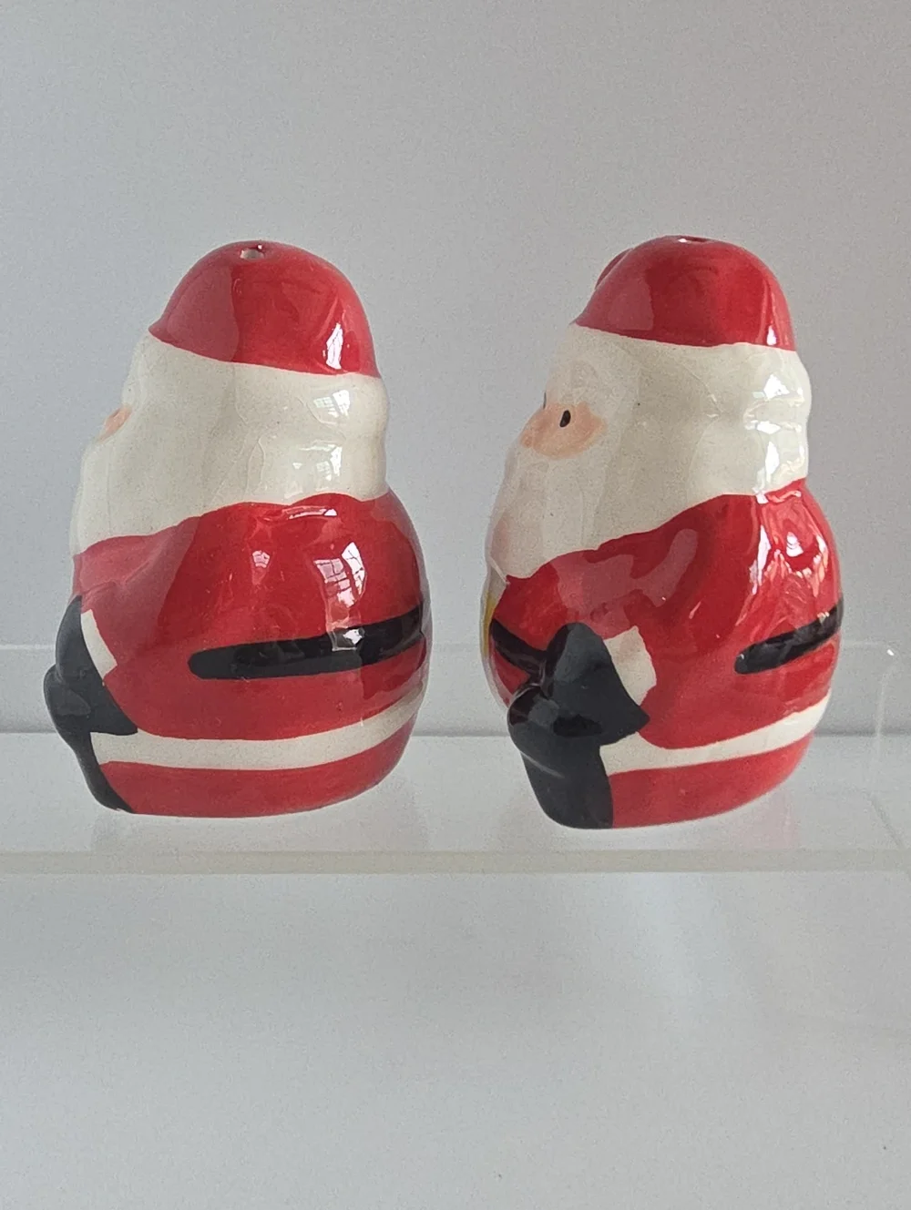 Vintage Ceramic Santa Claus Salt & Pepper Shaker Set